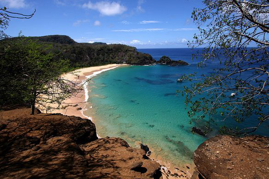 Praia do Sancho. Foto: Noronha Adventure.